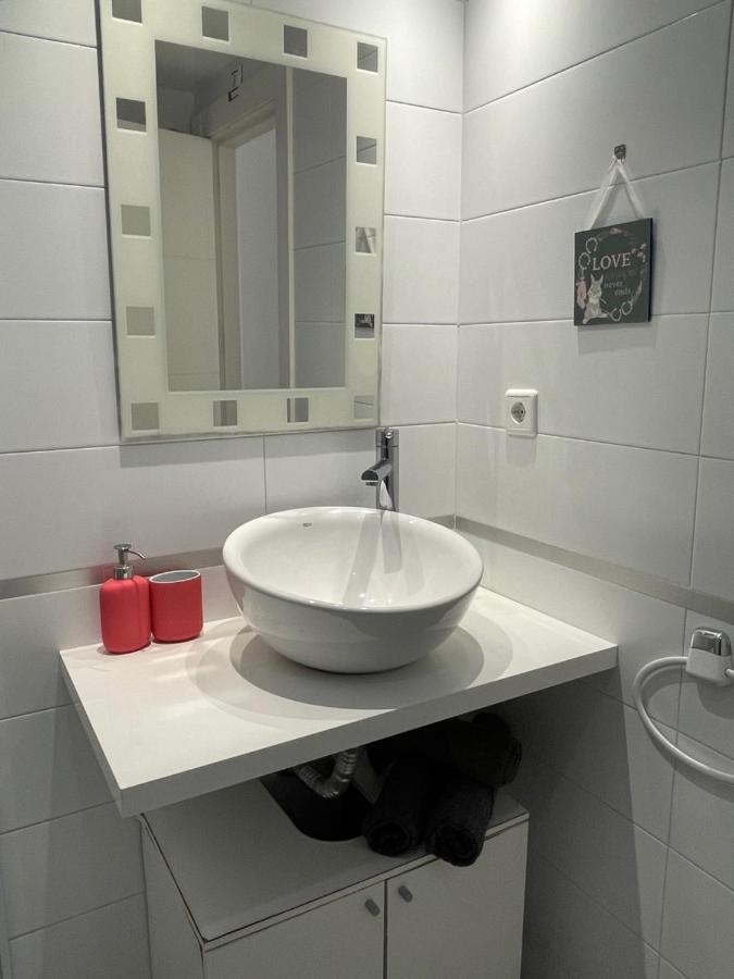 Victoria 68 Suite มาลากา ภายนอก รูปภาพ